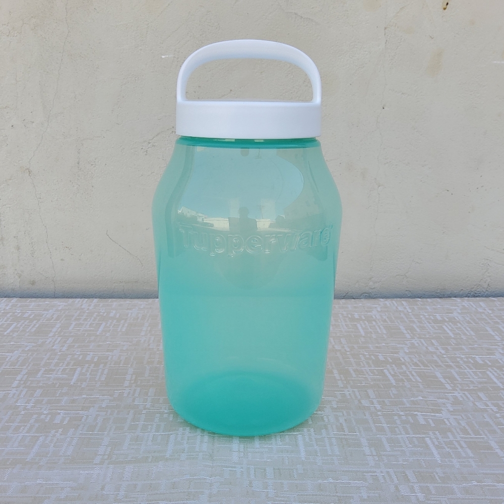 Tupperware Universal Jar